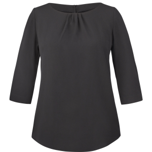 Klassisk damblus från Segers med feminin passform och draperad design